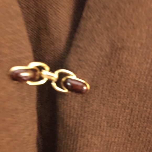 ST. JOHN COLLECTION 8 br open fr swt jewel close - Picture 2 of 5